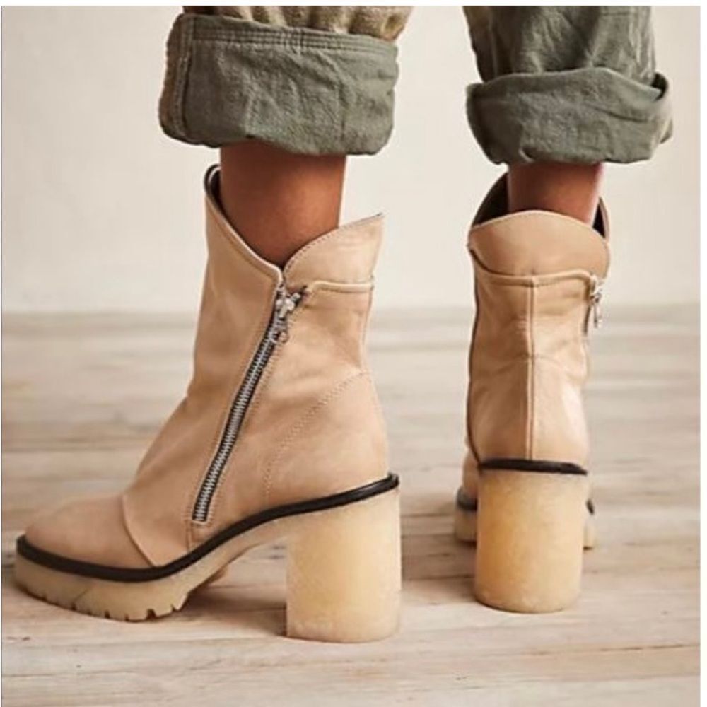 Free People Jack Zip Lug Sole Leather Boots‎ in Camel New In Box Size 7.5 (38)